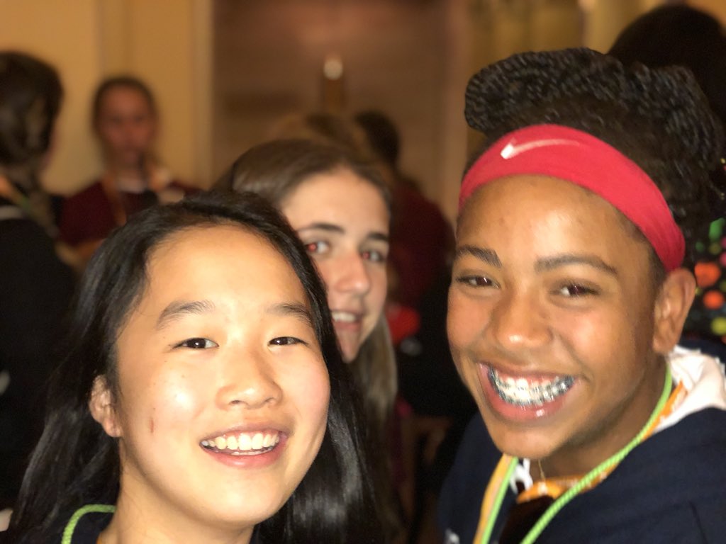 DVMS_8th_Grade's tweet photo. It’s time for our tours of the Capitol. #dvmscelebrates @DMSPanthers https://t.co/X2FZutc2CD