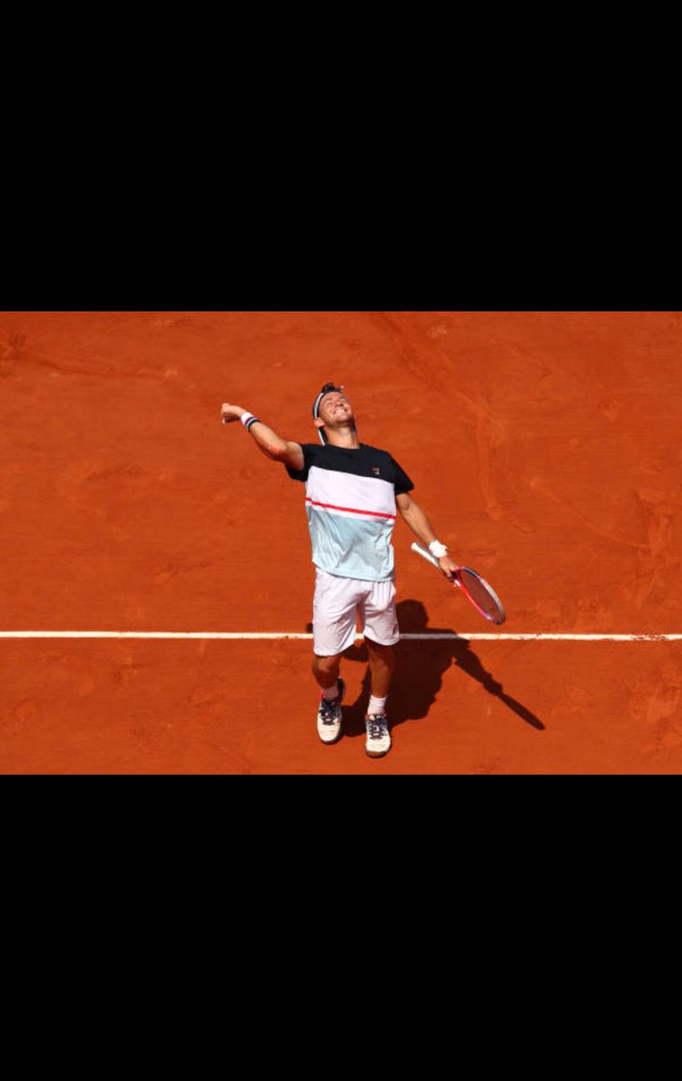 dieschwartzman's tweet photo. 4tos de @rolandgarros allá vamos!!! https://t.co/JgfPHKYtOz