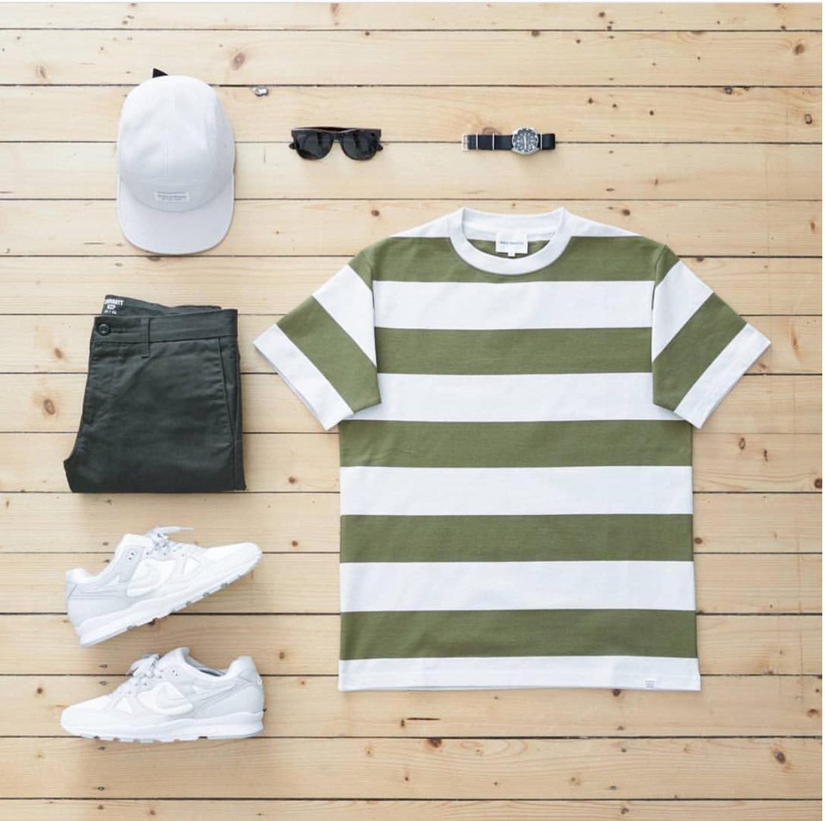 flatlay's tweet photo. Monday vibes🍃 @jaybeezishangintough
#flatgrid #flatlay #flatlays #flatlayapp #fashion #mensfashion #style #stylish #stylishguy #styledguy #menswear #menstyle #ootd #guysinsuits #streetwear #streetstyle #sneakers #kicks #fresh #casuals #casualstyle #outfit #mondayworkday https://t.co/5dFOxEQ9Lo