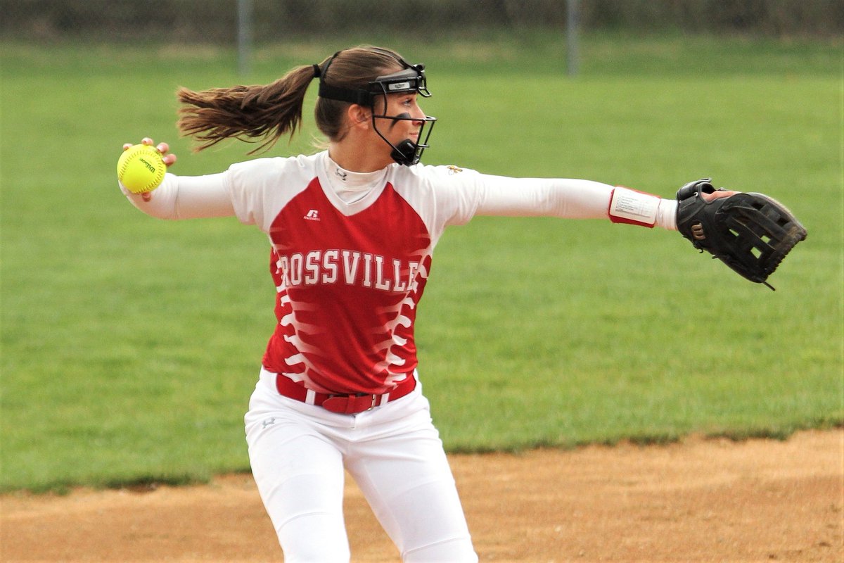 From Sunday's Times: Rossville graduate Maggie Deboy earns Player of the Year honors on the Times' All-County Softball Team
ftimes.com/common/story.p…
<a href="/RossvilleS/">Rossville Softball</a> <a href="/cp_softball/">CP Softball</a> <a href="/CCAthleticDept/">Clinton Central Athletics</a> <a href="/hotdogsports/">Frankfort Athletics</a>