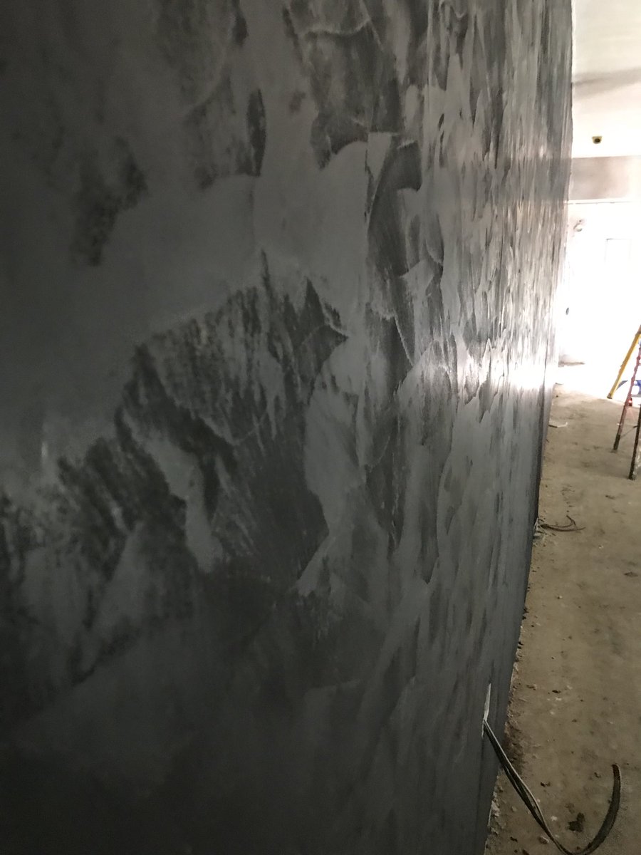 VENETIANPLASTNW's tweet photo. Progress pics 🔥🔥🔥🔥  black marm witha gold wax #polishedplaster #interiordesign #surfacedesign #wallart #luxury #bespoke marbleplaster https://t.co/qk97ZqRzVS
