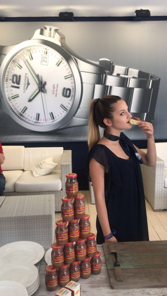 Degustazione dei nostri Filetti di Alici a LONGINES AOHS
#QuelliDelleAlici #athinaonassishorseshow