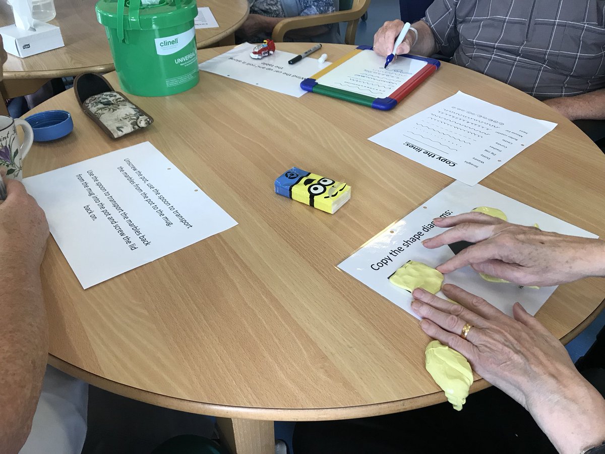 tinpack02's tweet photo. @LPTCoalvilleho1 more from funky function. A real pleasure to work in this group the patients gain so much from this and so much fun @LPTnhs @LptLukes @danvers6 @Jones68Co #alienmouse #funandlaughter #sneakytherapy #proudpinklady #fabnhs https://t.co/arzuGvG1B6