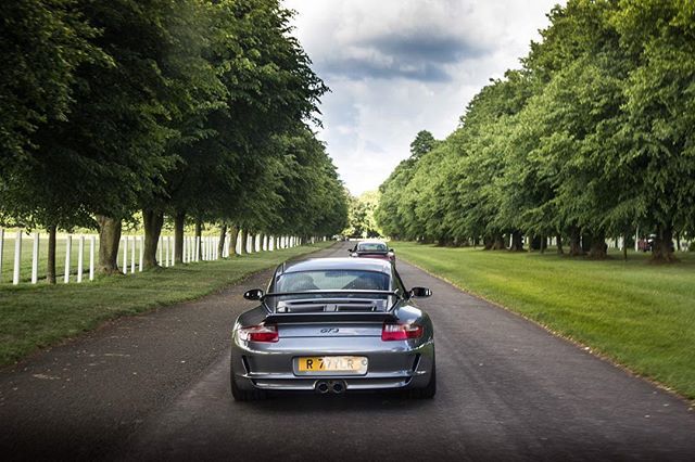 torqueandtalk's tweet photo. Squad rolling out after a successful weekend @motorshoweast #motorshoweast #Porsche #911 #997gt3 #Gt3 #carsofinstagram #carswithoutlimits #amazingcars247 #newmarket #cambridge #cambridgecars #carshow #torqueandtalk https://t.co/VkbldquZat https://t.co/EkuS5TSmbv