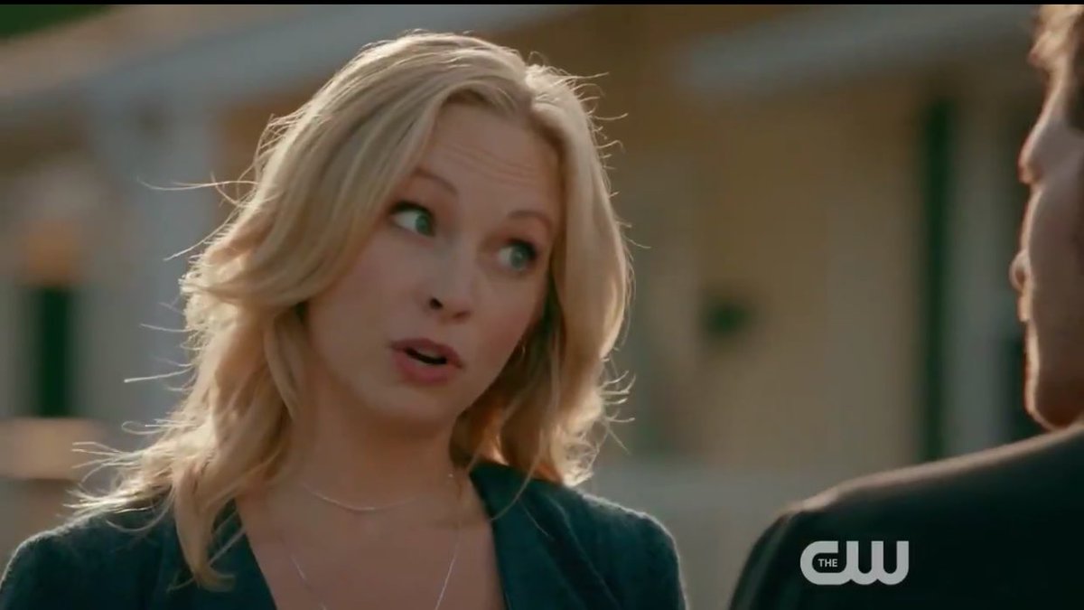 Tvd4ever8's tweet photo. Thank you @julieplec for giving us Klaroline #TheOriginals #Klaroline4Ever https://t.co/usibsuuOt2