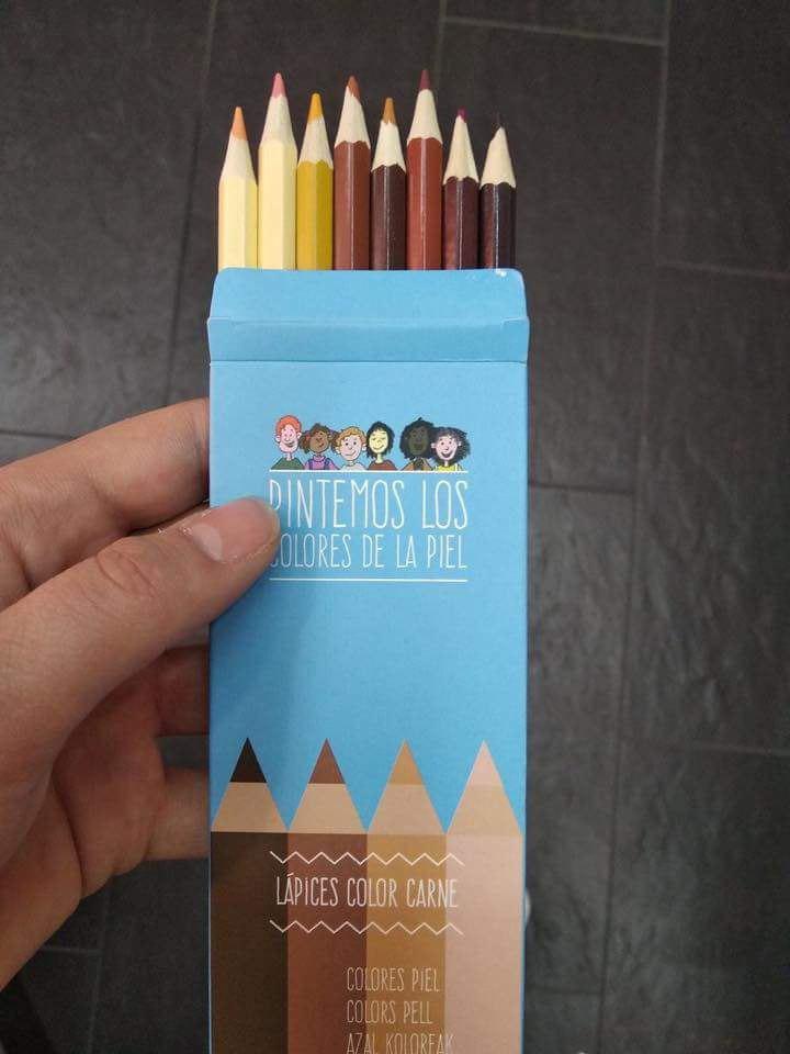 TeresaRodr_'s tweet photo. Mirad qué iniciativa tan bonita me ha llegado. 😍😍¿Os acordáis del "color carne" en el cole? 👇 https://t.co/b79DEqjaaD