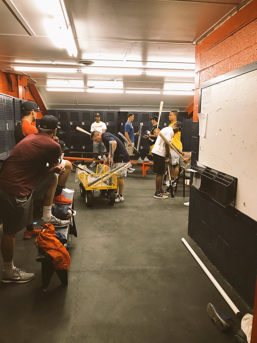 GalionGraders's tweet photo. The Graders had their first team meeting today and were issued their practice gear, uniforms, and bats! We are excited for our season opener this Saturday June 9th! #LoveOurGraders🔶🔷 https://t.co/MAp8J8B5bd