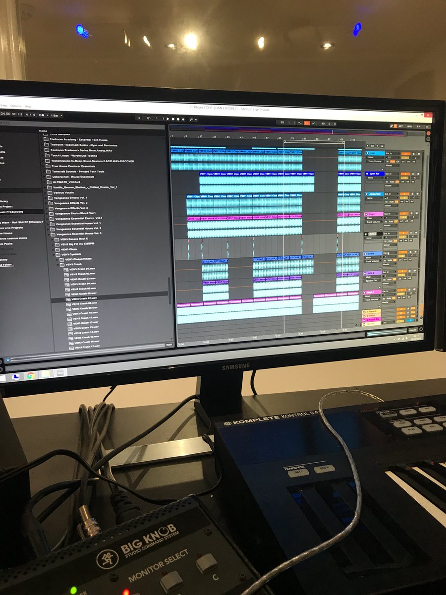 Back to it 💻🎵 #Housemusic #Techhouse #Progress #Summer2018