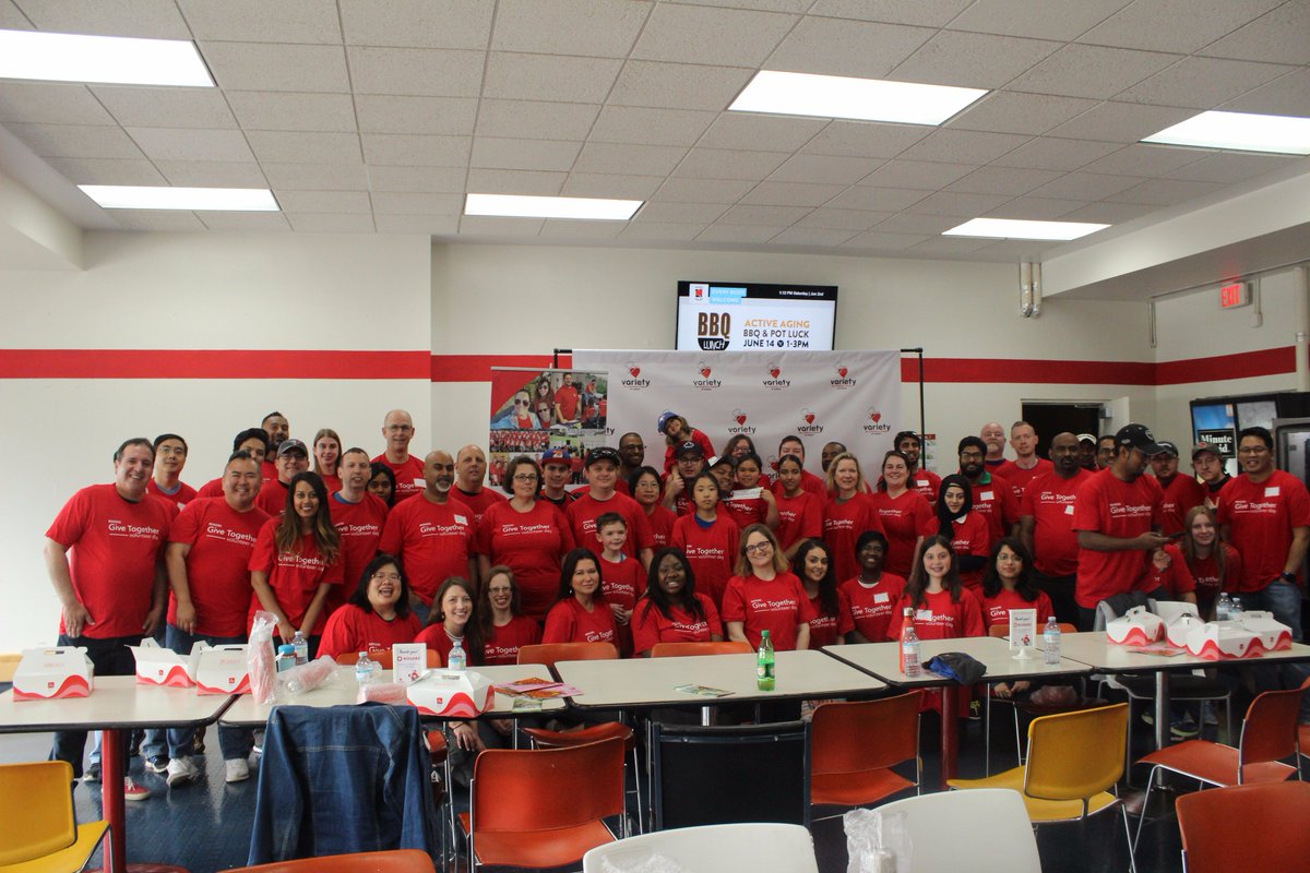 Variety_Ontario's tweet photo. Last Saturday, over 60 volunteers from @Rogers spent the day volunteering at Variety for this year's #GiveTogether Volunteer Day! Thank you for all your hard work around our facility and we hope you learned something new about accessibility and inclusivity! #AllAbilityFacility https://t.co/2XVwlxOQ1p