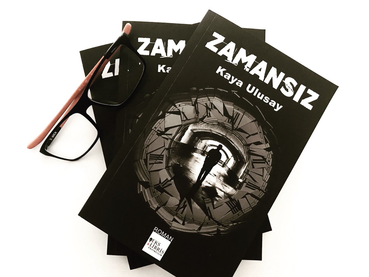 Geceyi keyifli bitirmenin en iyi yolu yoğun bir kitabın sayfalarını karıştırmaktır.

Günümüz dünyasının eleştirisi niteliğindeki ZAMANSIZ kitabevleri ve internet satış noktalarında.

<a href="/kayaulusay/">Kaya Ulusay</a> #zamansız #kitap #kitapyurdu #kitapkurdu #kitaptavsiyesi #yenikitap #edebiyat #yeni