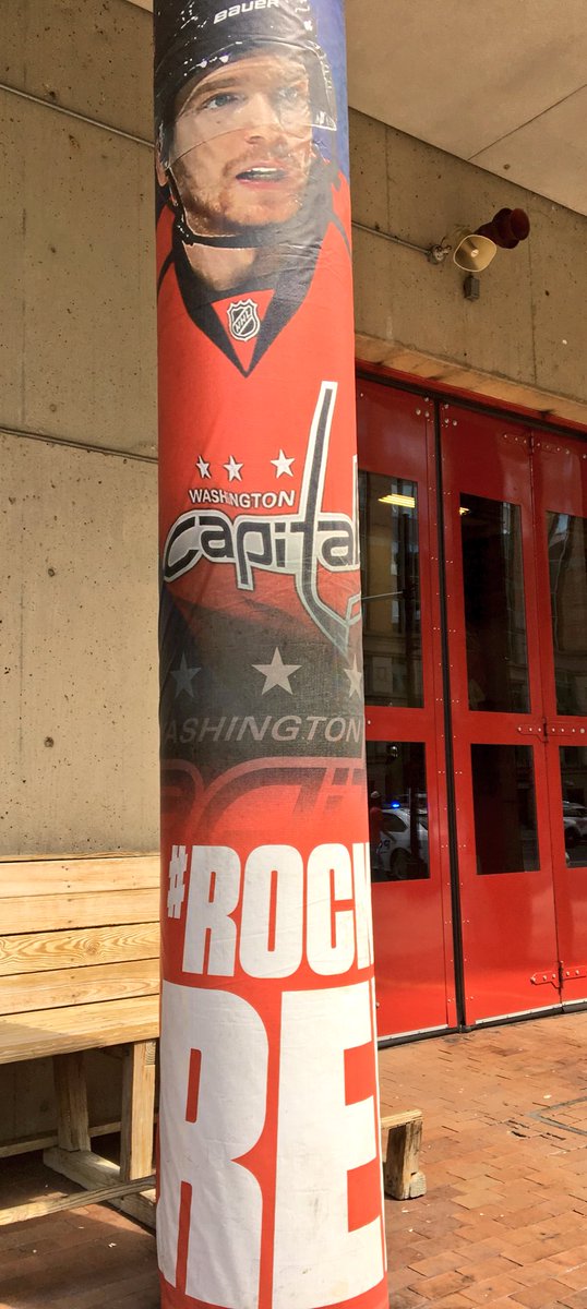 dcfireems's tweet photo. #DCsBravest wish to thank @fuelpizza opposite our Chinatown Firehouse for donating several pies as we prepare to protect the fans who will #ROCKTHERED tonight around the firehouse. We will be #ALLCAPS! https://t.co/QZbyZT2AiH