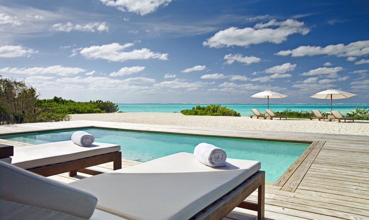 DertourPolska's tweet photo. 🌴🐠Rajskie Karaiby w #DEROFERTA🐠🌴Turks&amp;Caicos,🐬Curacao, Aruba, Anguilla,🦑St. Martin,🍹Antigua i wiele innych🥥. Więcej w naszym katalogu #Karibik 🌴👙https://t.co/hhZWF7GGiF🕶🌵oraz u 🌸naszych autoryzowanych DERagentów: https://t.co/4HMHqnN3Q8 https://t.co/ISSrErbpVU