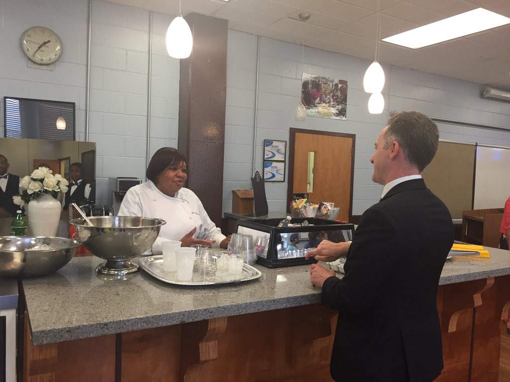 RPS_CCSS's tweet image. We are here with our Student Advisory Cabinet in the Bistro at Richmond Technical Center. We hold this event to give our students a voice in their educational journey. @JasonKamras @RPS_Schools