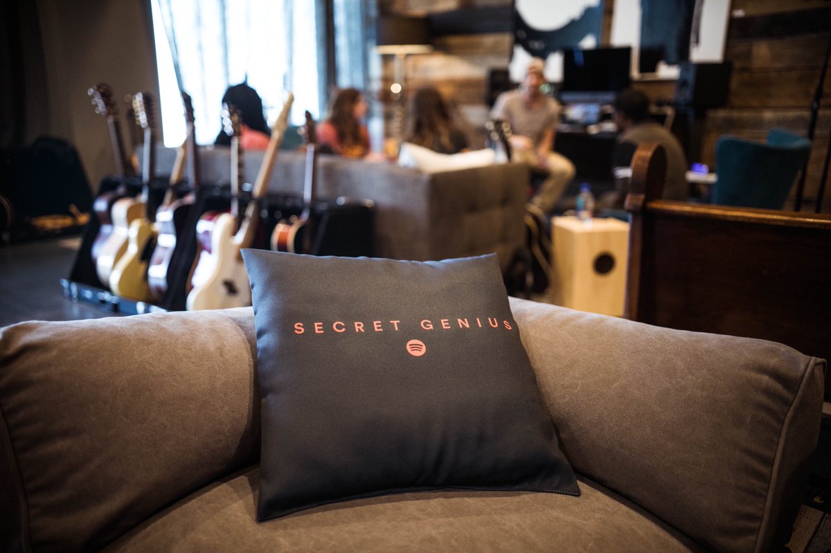 GVMusicGroup's tweet photo. #DiscoverySongCamp NASHVILLE:
Day One w/ @KennyEdmonds 

📍 Secret Genius Studios

📸 @danecollison https://t.co/WpFOVNGBGv