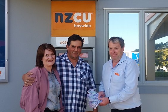unitymoneynz's tweet photo. Congrats Zelda and Stephen! $5k towards power, petrol and groceries to help get you through winter that much warmer :) https://t.co/UcvTTRu2uc https://t.co/K042pfL1Mg