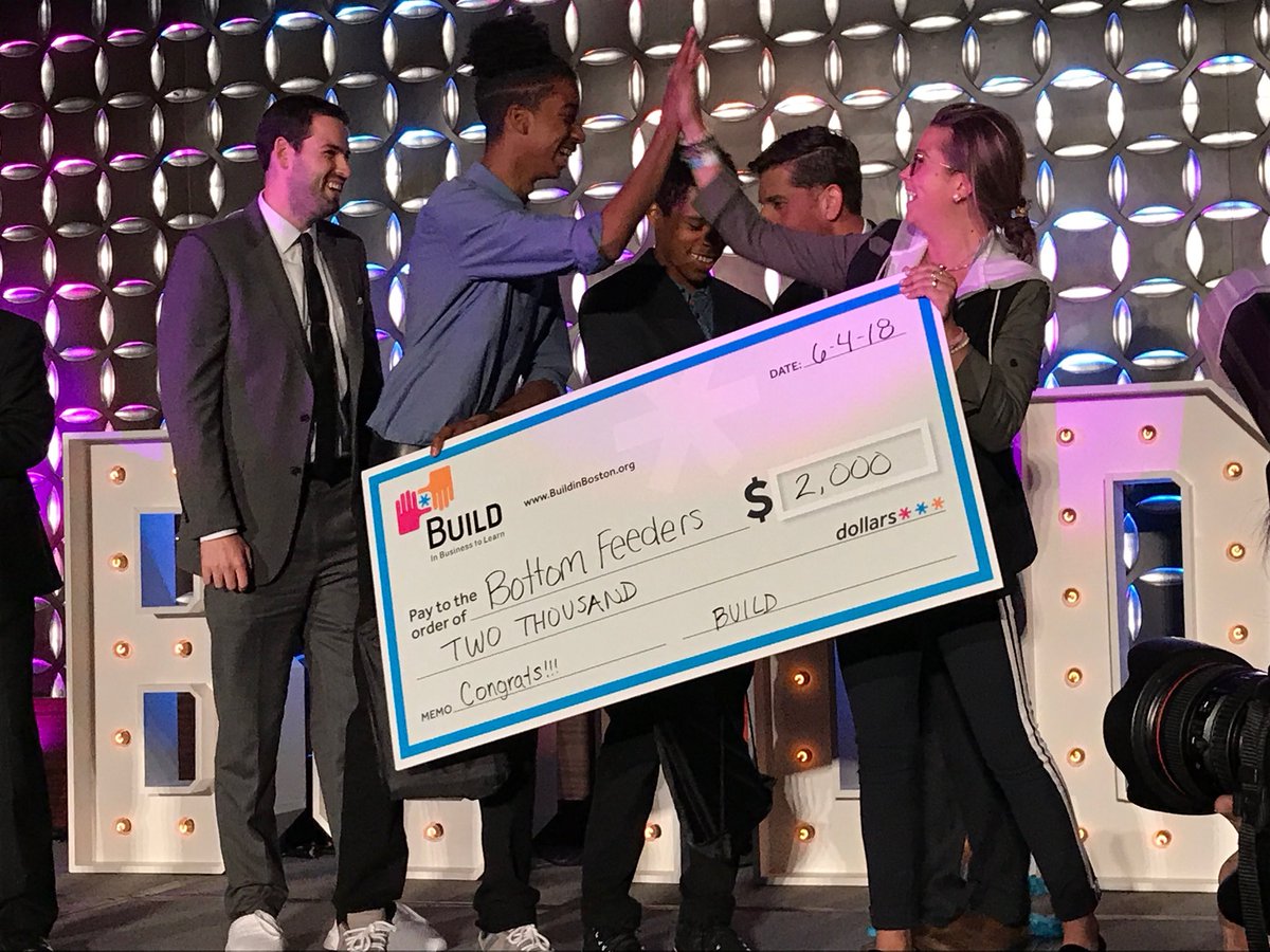Congratulations to our winners of the night, Bottom Feeders! <a href="/Viacom/">Viacom CBS</a> <a href="/famapr/">Some Guy</a> A well deserved award 🥇 #BuildBoston #BUILDFest #BUILDFestPitchChallenge #Winning #BottomFeeders