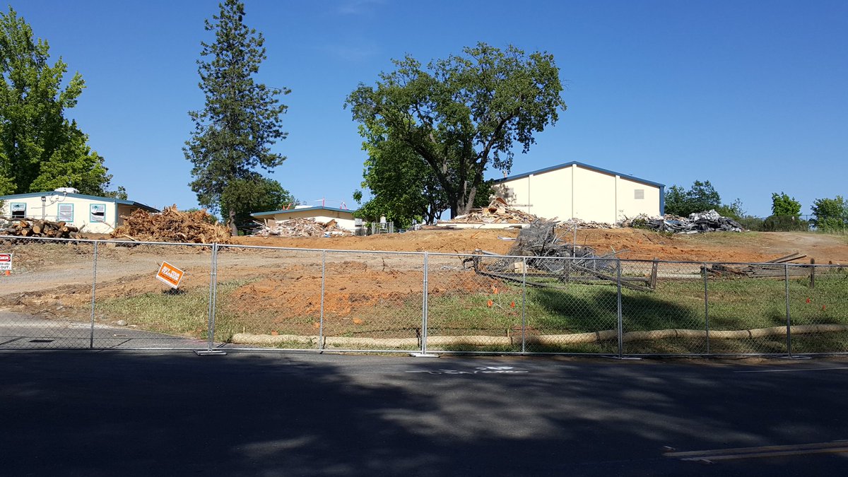 drmarcyguthrie's tweet photo. Photos from Mother Lode USD @HerbertCGreen  6/4/18 #ThanksMeasureC https://t.co/k272dHLgdP