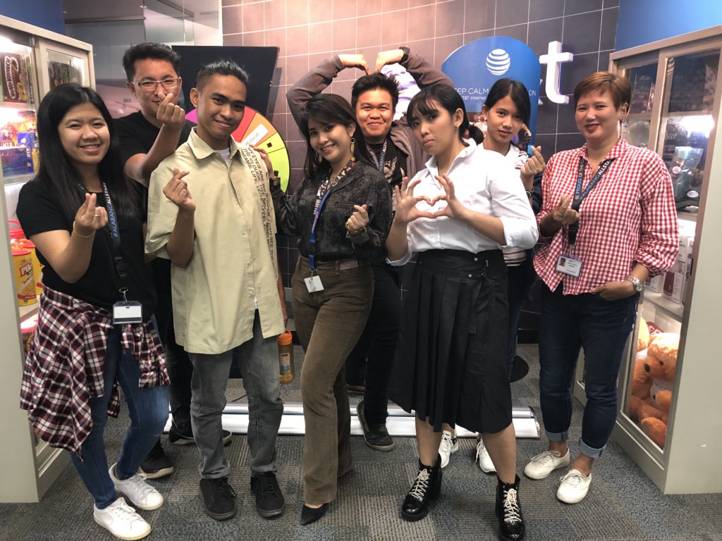 mayunes's tweet photo. Itโs day 1 of MSS Alabang Goes Back To School... We travel back in time on our first day in shool during the 90s! #AlabangAllStars #Junetastic #Proud2beala2 @AlabangAllStars https://t.co/7NWp0PQqHP