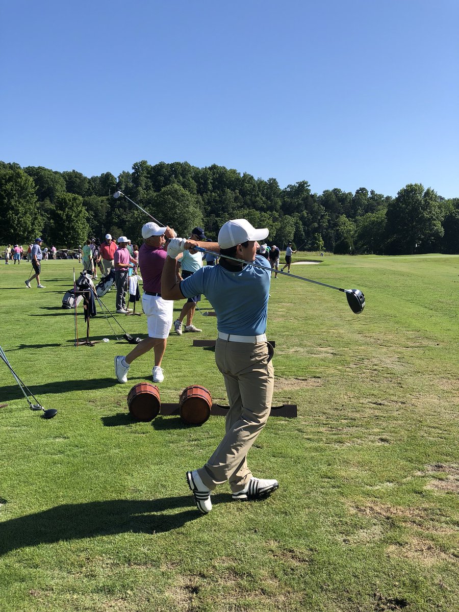 MGC Sports (@mgcsports) on Twitter photo Thrilled to announce <a href="/AleTostiOK/">Ale L. Tosti</a> is the newest member of the <a href="/mgcsports/">MGC Sports</a> family and want to thank @TheVinnyGolf and <a href="/vincegill/">Vince Gill</a> for giving him his first professional start. Thrilled to announce <a href="/AleTostiOK/">Ale L. Tosti</a> is the newest member of the <a href="/mgcsports/">MGC Sports</a> family and want to thank @TheVinnyGolf and <a href="/vincegill/">Vince Gill</a> for giving him his first professional start.