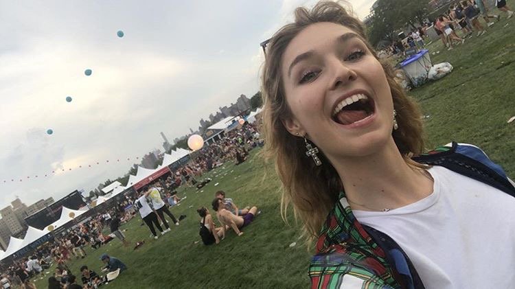 NewYorkModels's tweet photo. GOV BALL 2018 ☀️🎶 Weekend Players at @GovBallNYC with #ManuelaFrey, #BriandeSouza, #PrasadRomijn and #SiennaRaine! #GovBall2018 #NYMMWomen #NYMMMen #NYMMNewFace https://t.co/80oFIBSM1m
