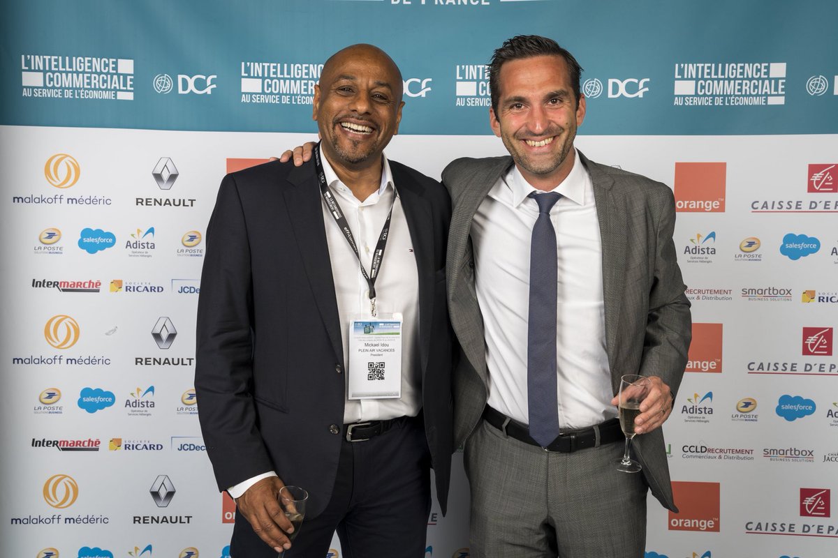 DCFMarseille's tweet photo. Les DCF du Sud en force pour le Congrès de Nantes des Dirigeants Commerciaux de France.
@DCFMarseille
@DCFToulon
@DCFNice
@DcfMontpellier
#DCF #CongresNantes #IntelligenceCommerciale https://t.co/ATR30iZdvZ