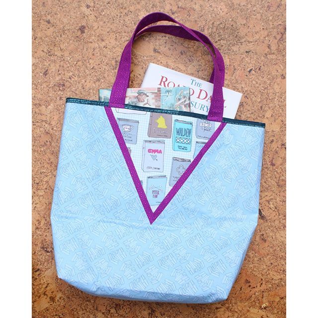 SassafrasLane's tweet photo. Our favorite go-to tote is our fun and fast Teddy Tote pattern. It is perfect for carrying books to the library, towels to the beach and snacks to the picnic! 
#sassafraslane #teddytote #diy #sewing #makeyourownbag #bagdiy #bagpattern #totebag #handmade … https://t.co/sa8dngnxRE https://t.co/9bxYmUT6vb