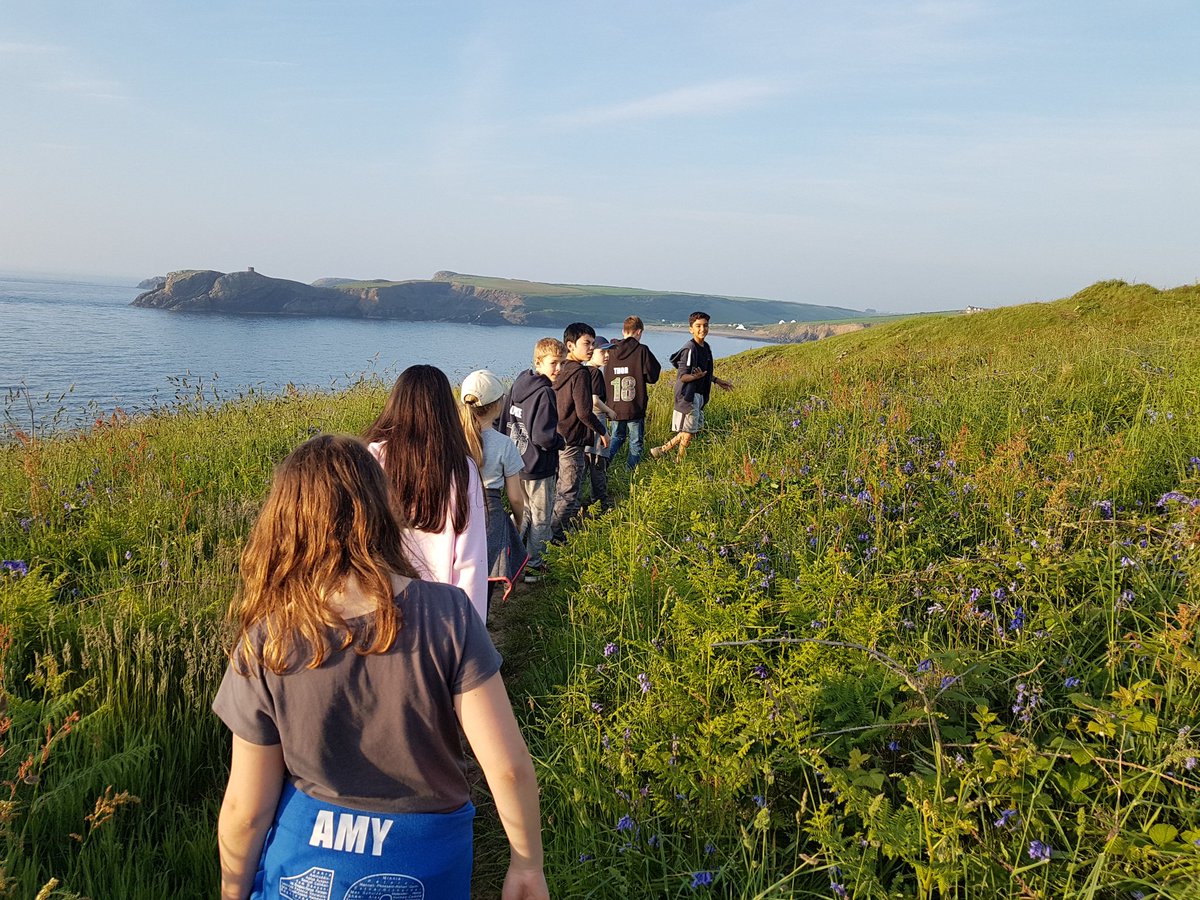 What a great evening for a walk along the coastal path with <a href="/highgate1565/">Highgate School</a> we welcome them back for another #epic week of learning and adventure <a href="/TYFAdventure/">TYF Adventure</a> #tyfschools #yearofthesea #schooltrips