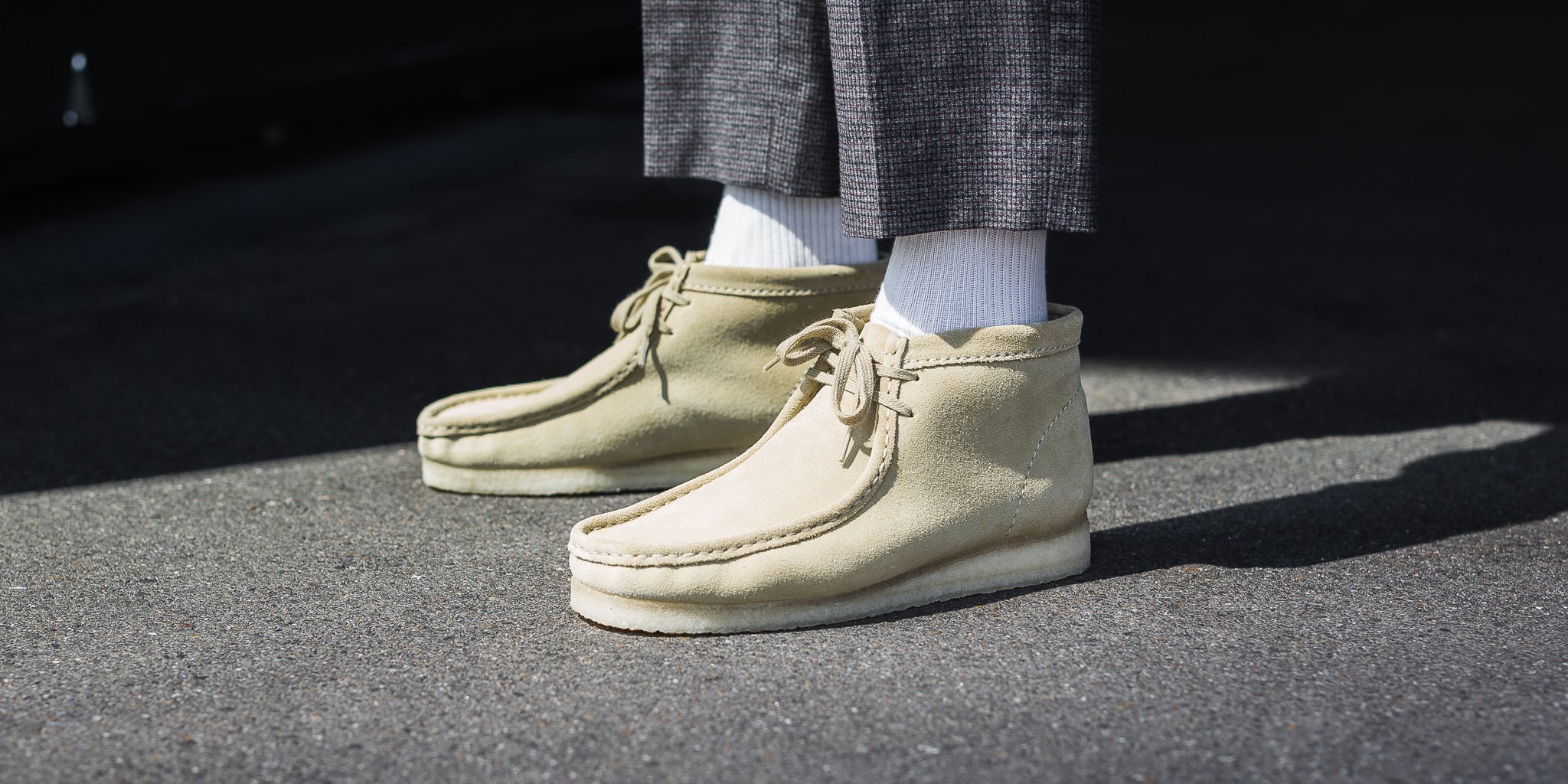 clarks wallabee boot maple suede