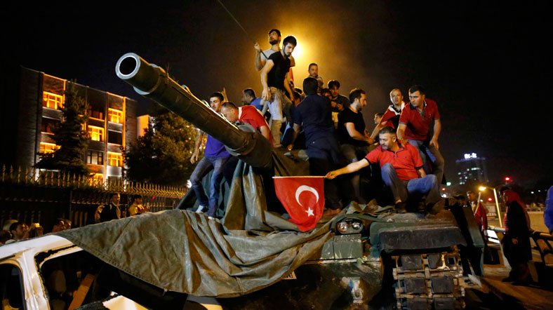 lerze_resan's tweet photo. 15 TEMMUZ MİLLETİN YAZDIĞI BİR DESTAN
#İftiharVakti #WeAreErdogan @RT_Erdogan @dbdevletbahceli #DEVAM #SeniBaskanYapacağız #SahtekarFOXTV #basaramayacaksiniz #namertsin #CumhurbaskanıErdoğan #CumhurİttifakıMilletAklı #Cumhurİttifakı #KandileOperasyon #15temmuz #İftiharVakti https://t.co/7Fgg8CBBVz