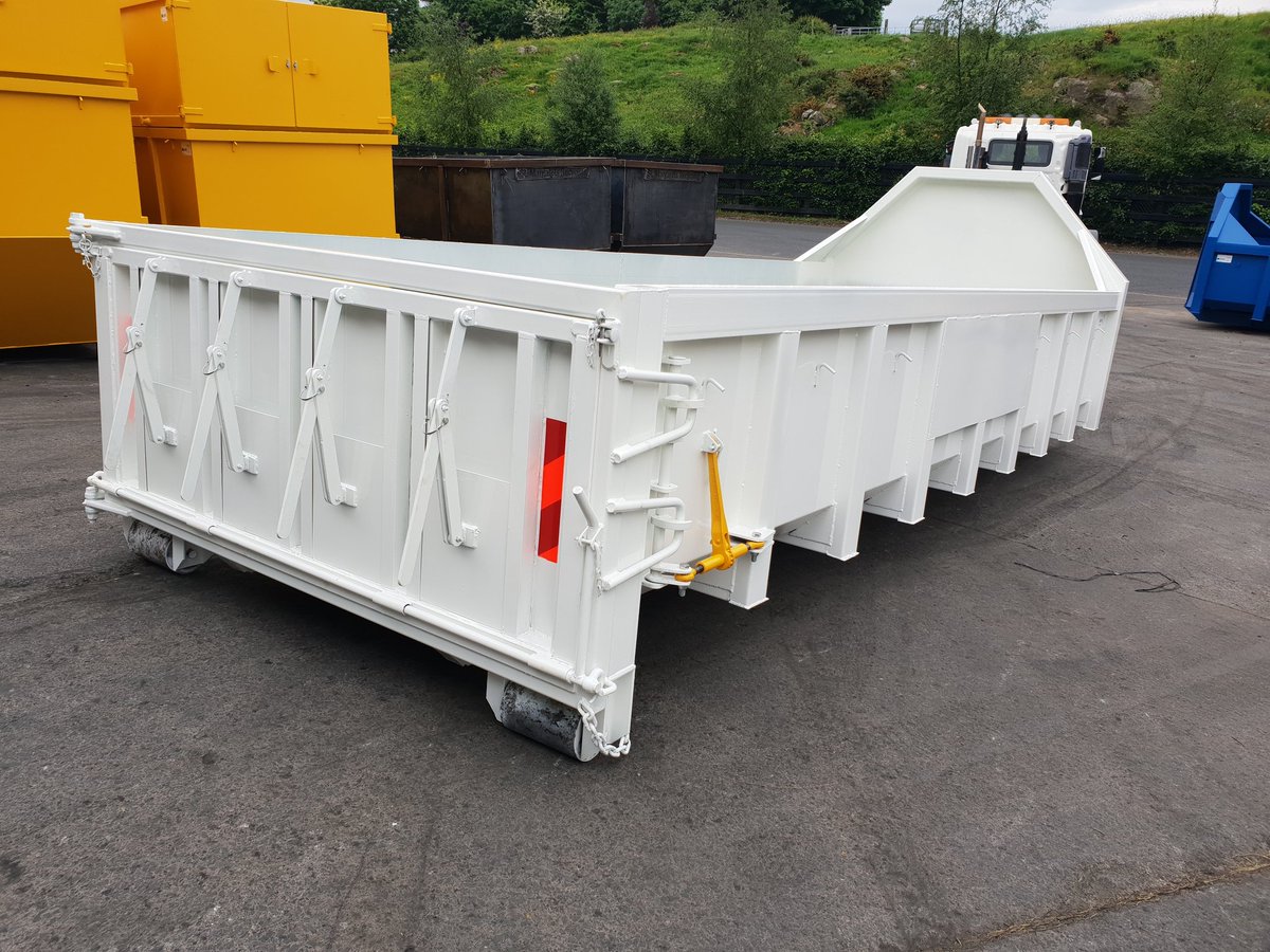 NumacFab's tweet image. Builders roll on for civil contractors 
#CivilEngineering #TARMAC #Construction #hooklift #skiphire