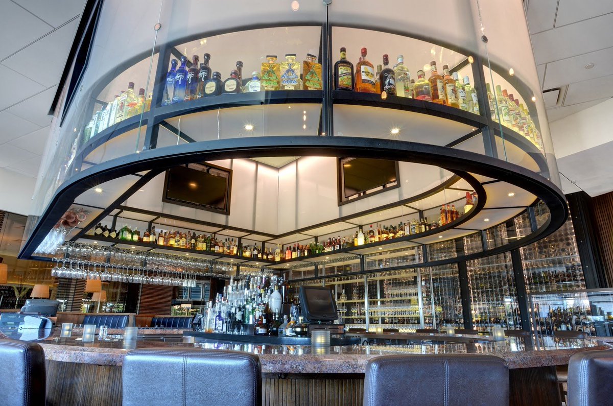 ShanahansDTC's tweet photo. Featuring an array of signature cocktails, 25 beers by the bottle, 25 wines by the glass and over 750 wine selections by the bottle, Shanahan’s selection is one of the best in Colorado. #ShanahansSteakhouse #Steak #Fish #Cocktails #Denver https://t.co/4VPy2qXu7q
