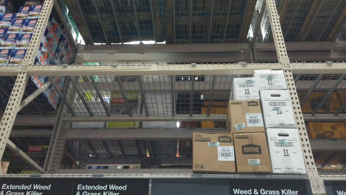 My freight team doing what they do best, making sure our shelves are fully stocked with merchandise&amp;flushing overheads. #Bestfreightteam206