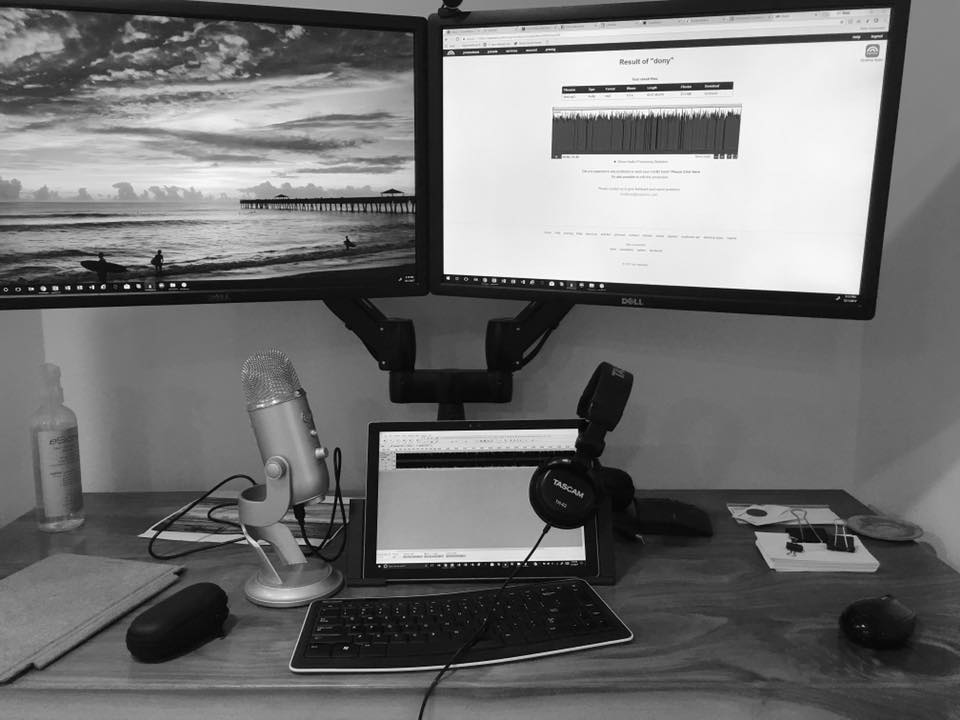 vincemenzione's tweet photo. Back in the studio today recording my latest series #IndustryExperiences but you can check out all 50 episodes here https://t.co/h2s23Utmkv #MSPartner #VMWare_Partners #Google #AWS_Partners #Salesforce #MSPartner #IAMCP https://t.co/EaiGhkTqkq