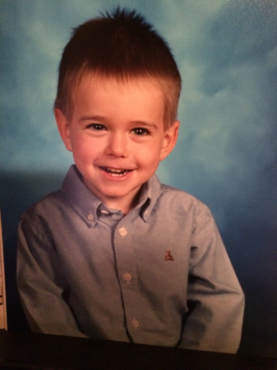 managedchaos's tweet photo. Kindergarten to Grade 12. It’s graduation night! https://t.co/Mulbe0Urwa