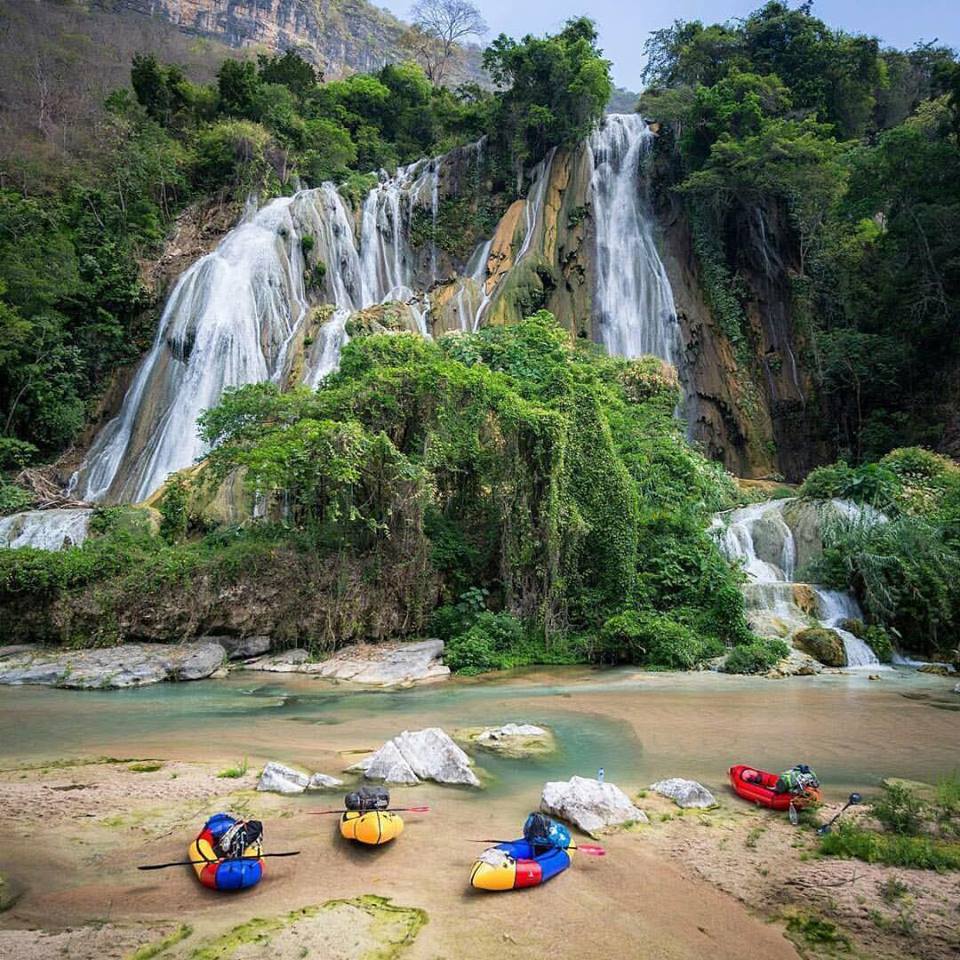 VisitChiapasApp's tweet photo. Cascadas el Aguacero, Chiapas 😮
#Chiapas #México #Turismo https://t.co/TqHqZyJXoy