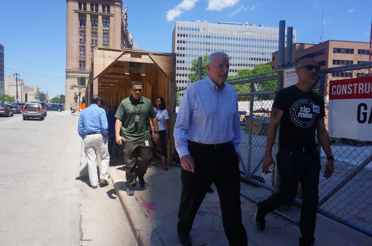 MayorMKE's tweet photo. Thanks to everyone who joined us this morning to kick off my #Walk100. Join walks all summer long by going to https://t.co/ReV4MbHu4Y. 

@ZIPMKE @cityofmilwaukee @ecoCityMKE @HOMEGROWNMKE https://t.co/nEHVefO8Us