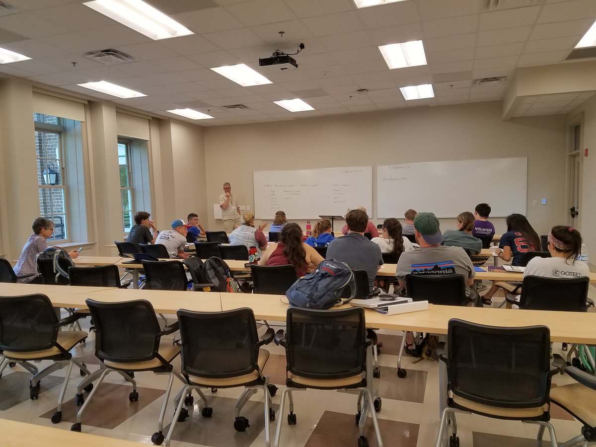 MaryvilleMAST's tweet photo. First hands on theology session with Dr. Andrew Irvine! #untameyourfaith https://t.co/2GbKGhxScJ