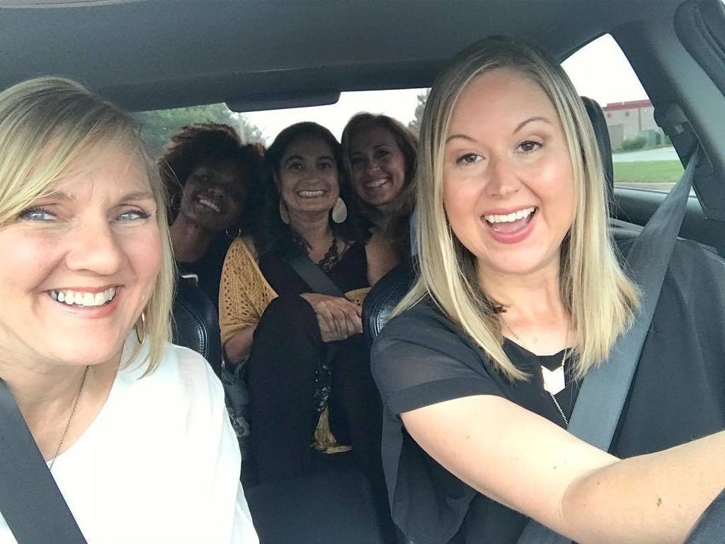 DawnMHSH's tweet photo. Having an awesome week with my @incourage sisters! #inRL https://t.co/Ca5FQO01IP https://t.co/bDKvvVuRfU