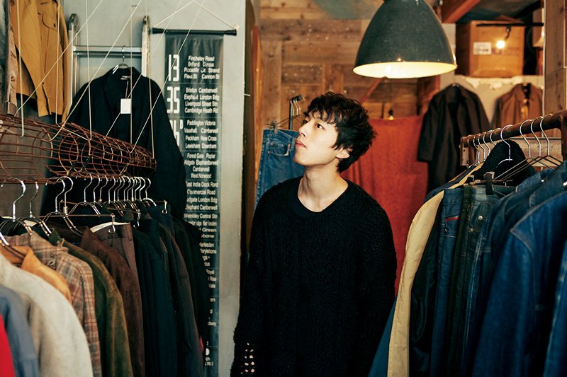 坂口健太郎の古着屋レポートをウェブ公開！→bit.ly/2J8Xc38

東京・祐天寺の人気店で、坂口がゲットしたものは？