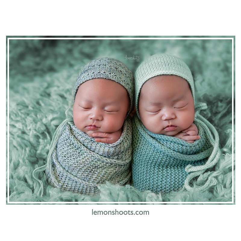 What's better than one squishy cozy baby? Two squishy cozy babies!! These twins have me smiling while working this Monday afternoon!

btw... if someone had told me back in college that I was going to smile while working, ON MONDAYS, I would have laughed so hard! #newborntwins