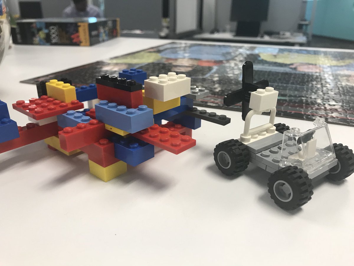 TechLifeTX's tweet image. A little impromptu creativity happening @SAPsv #HRPunks #funwithlegos #LifeAtSAP