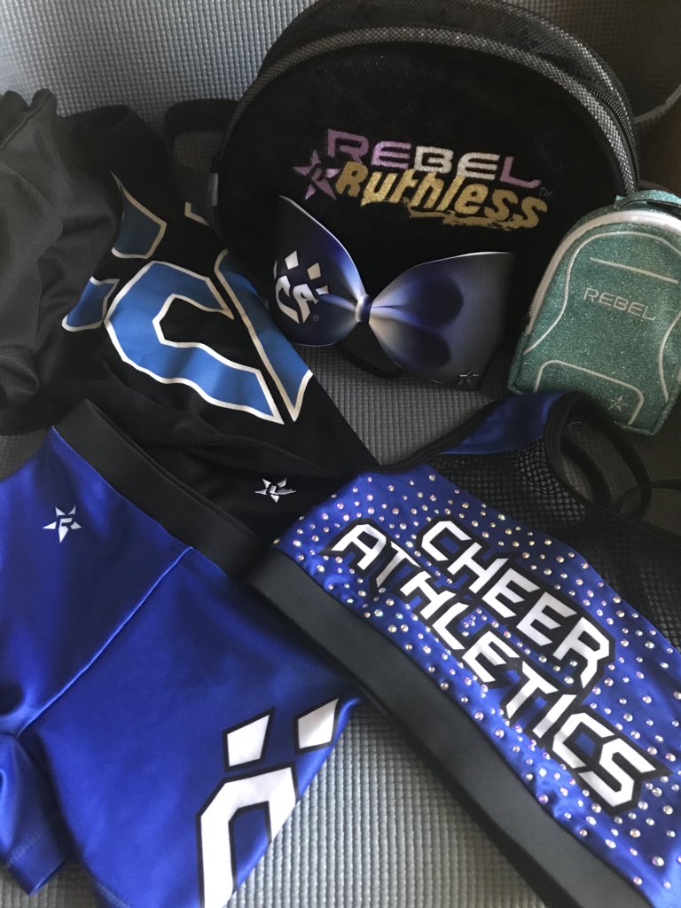 Remember when ZetaCAts won grand champions of the ENTIRE GMCE    R👑yal  Rumble??? Well someone did and sent us a bunch of awesome gear! 😻😻😻😻#RebelLevel #swagfordays