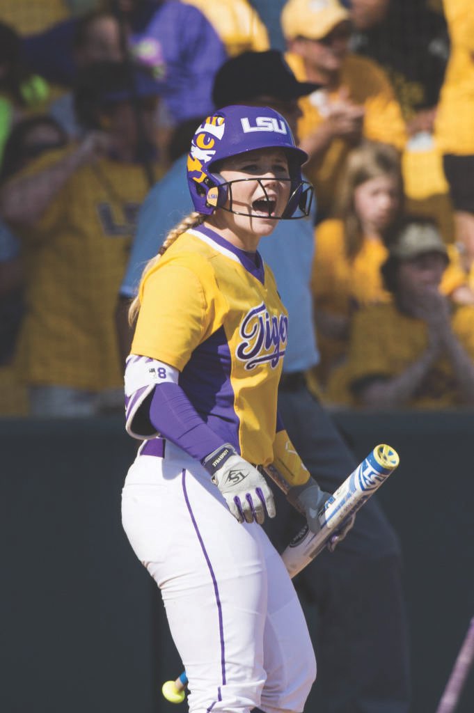LLefty18's tweet image. Tonight is the @MLB #Draft2018 &amp;amp; I’m still hopeful we can continue to grow Pro Softball to million dollar signing bonuses. We’ve had some pretty incredible players drafted in our time @lsusoftball, but even better humans. Their impact on LSU and the game is huge #madebyLSU
