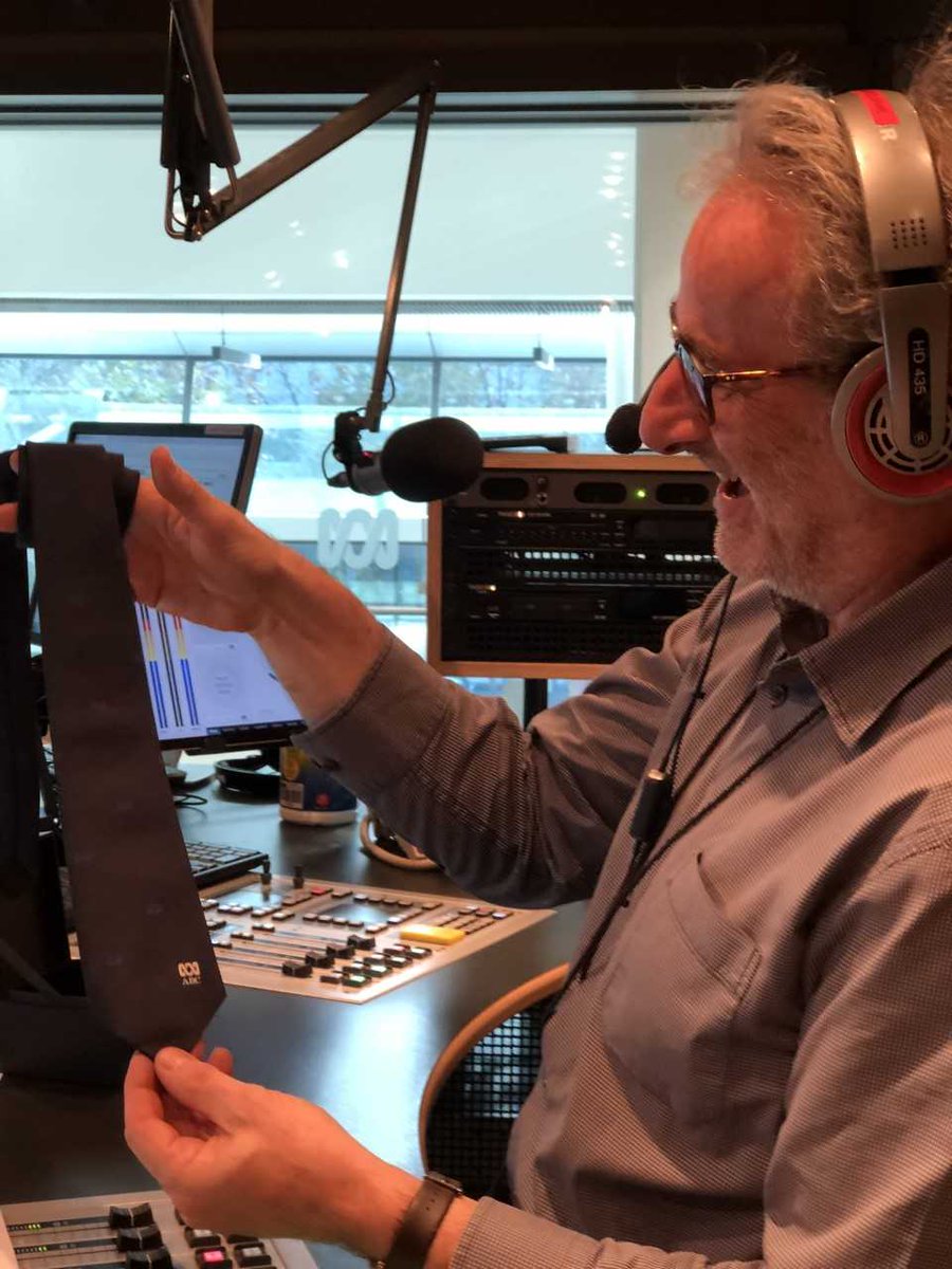 abcmelbourne's tweet photo. Solicitor, David Whiting gave #Faine a present this morning, a never before worn #ABC tie. Who's a lucky boy then!?
#fashion #dapperjon #fainefashion https://t.co/ESTQ8JMRwq