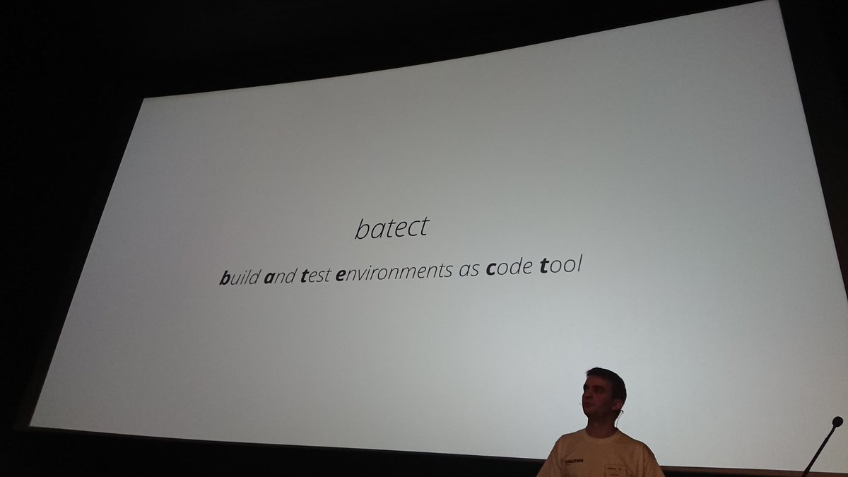 Jakshas's tweet photo. #batect because life is too short! Listening to @charleskorn speak #EvolutionTW #ThoughtWorks https://t.co/xnyAoEcoAc https://t.co/4axJcgKSOg