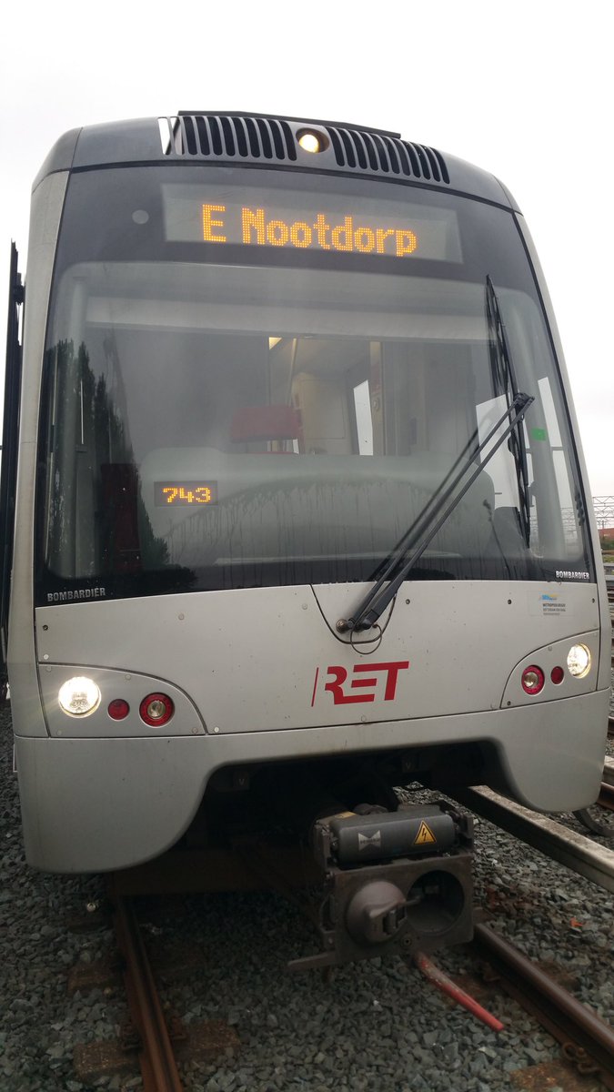 rdrietje's tweet photo. Hallo en #goedemorgen twitterraars, mn weekend is weer voorbij dus we gaan weer #aandebak. Vandaag #dienst 1-3 doen we op #randstadrail #metroE even van #rotterdam naar #Nooddorp en terug. En dan zien we wel wat de dag brengt. #fijnedag #fijnereis #gewenst #retrotterdam #retmetro https://t.co/Vets5zcQaA