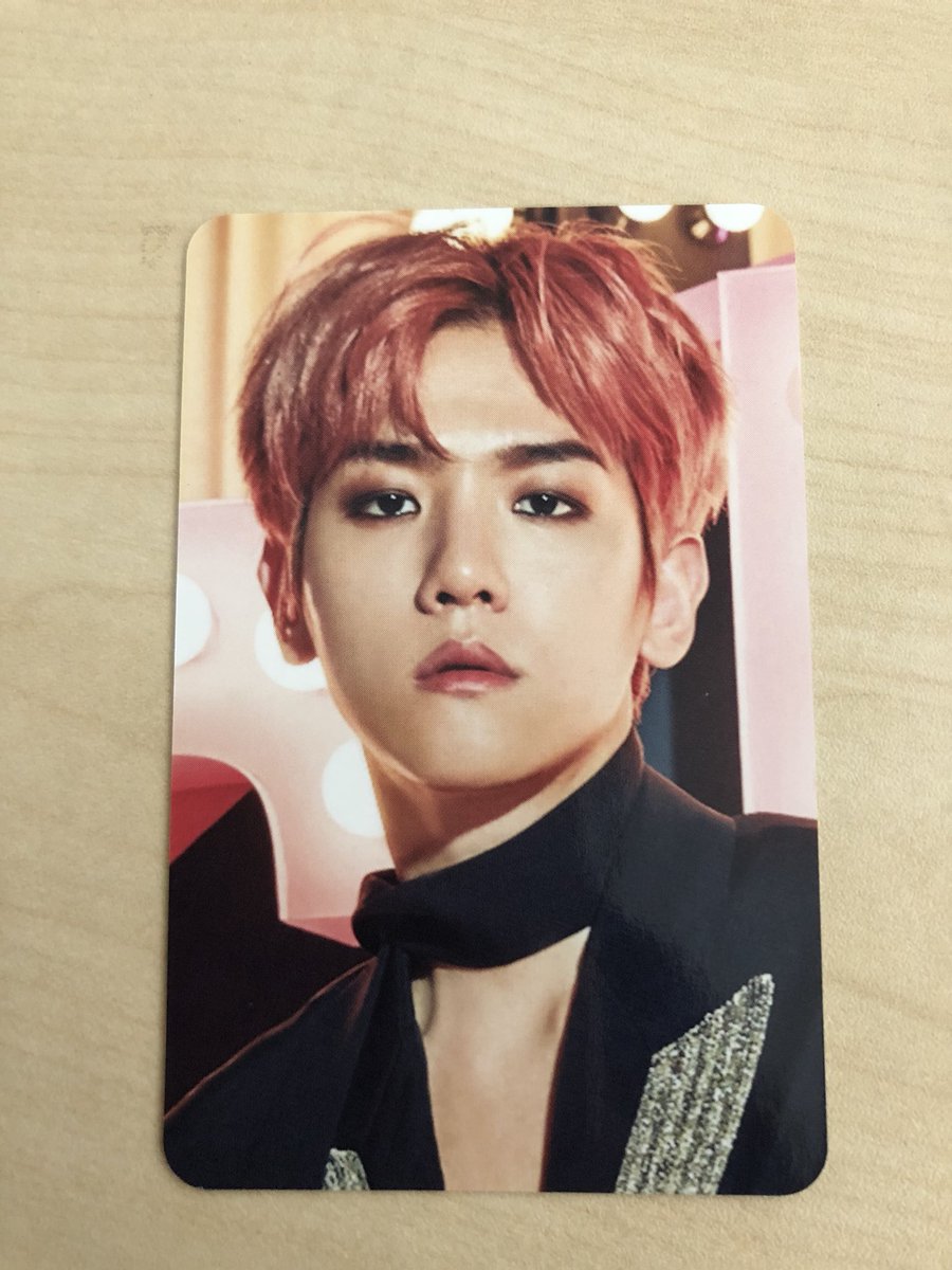 sharontokki's tweet photo. praying that the luck of @B_hundred_hyun be with me today... #EℓyXiOnDot
btw B... you’re so gorgeous in this photocard!!! #CBX_MAGIC #EXO #엑소 #EXOL @weareoneEXO https://t.co/QUkOPMf3e2