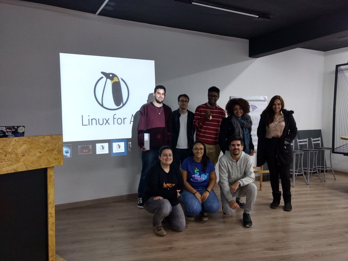 masbahnana's tweet image. Hoje aconteceu o primeiro @MeetupBR do #LinuxForAll
Obrigado a todos que conseguiram ir nessa segunda feira. Obrigado @KingHost por nos apoiar e ceder espaço pra nós.
E @diego_cgarcia OBRIGADO por aceitar o convite e fazer parte da coordenação! 
E Fábio obrigado pela palestra!