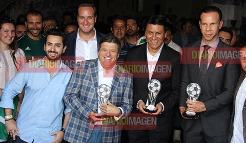 Inauguran Museo Itinerante de la Selección Nacional Detalles en: diarioimagen.net/?p=379174 <a href="/DiarioImagen/">Diario Imagen</a> <a href="/RRproductor/">Rodrigo Renovales</a> #MuseoItinerante #SeleccionMexicana #futbol #Mundial2018