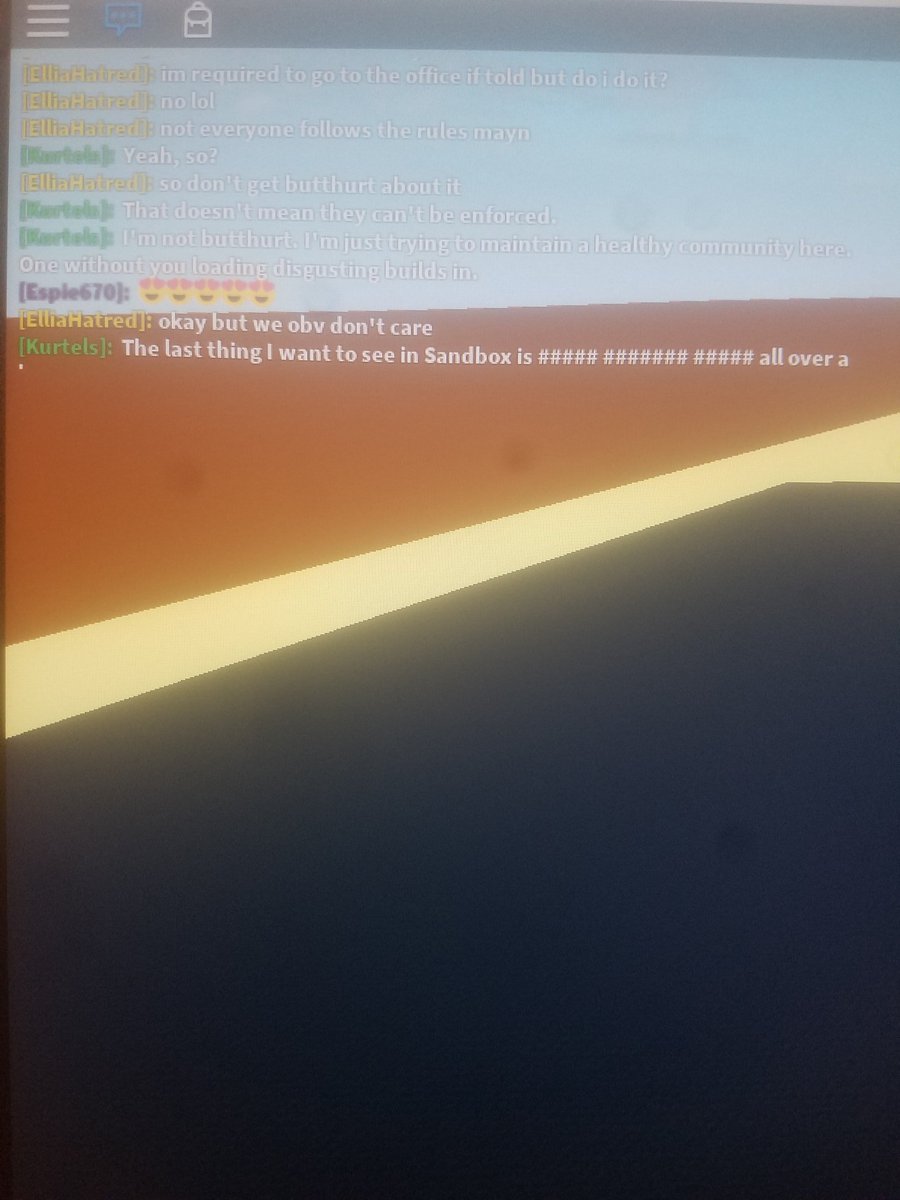 Kurtels1's tweet photo. Here's some proof of the two users being quite rude to me. Sorry for the low quality pictures. May camera's broken. https://t.co/SwoYIOFAPu